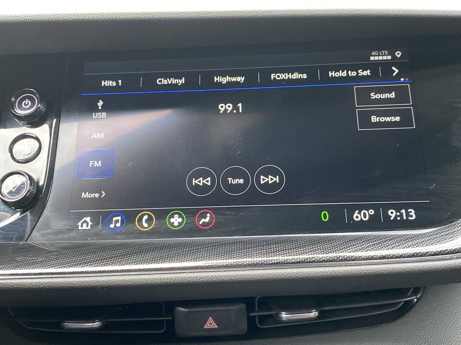 Thumbnail: 2023 Buick Envision - 12