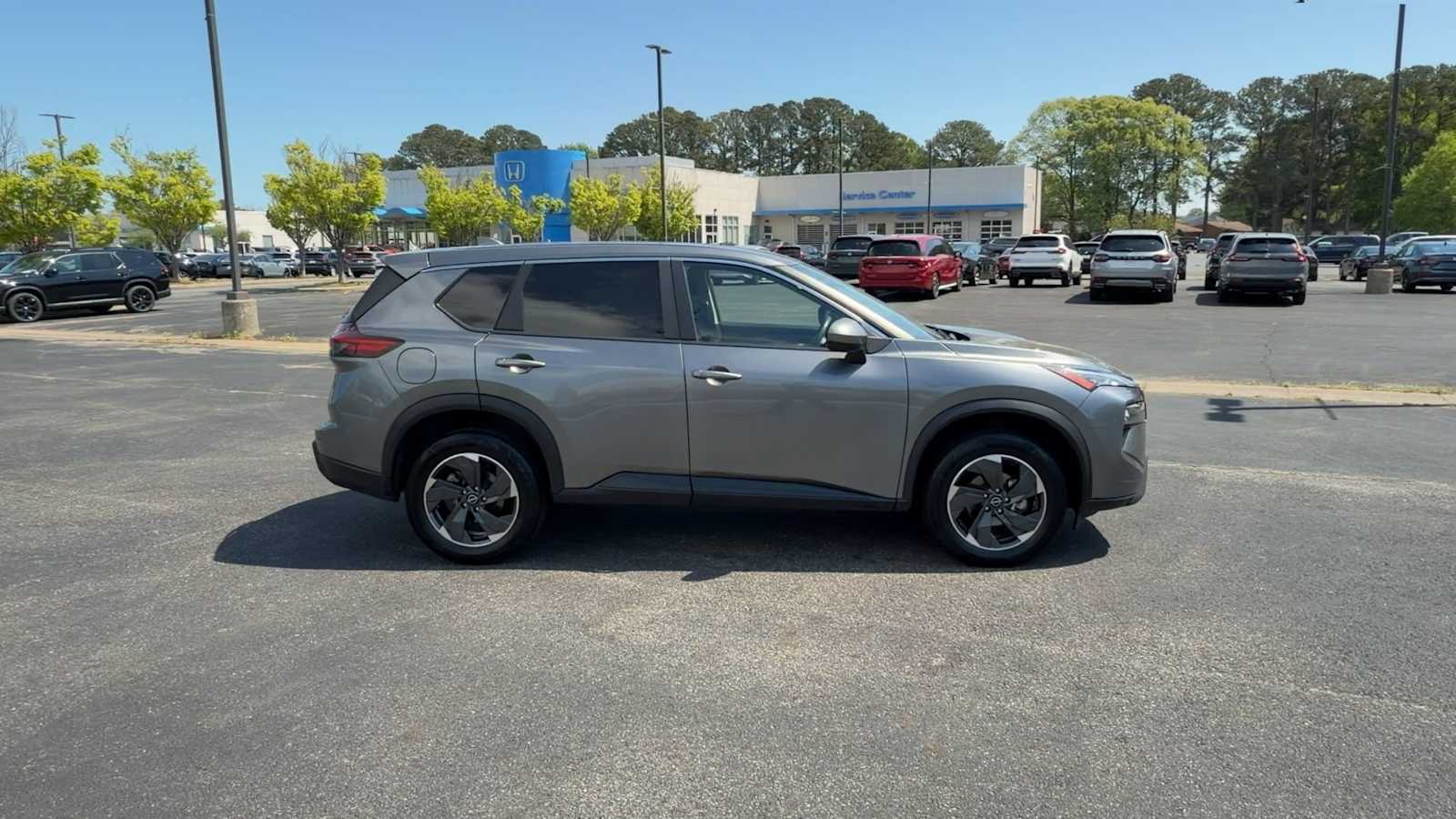 Thumbnail: 2024 Nissan Rogue - 9