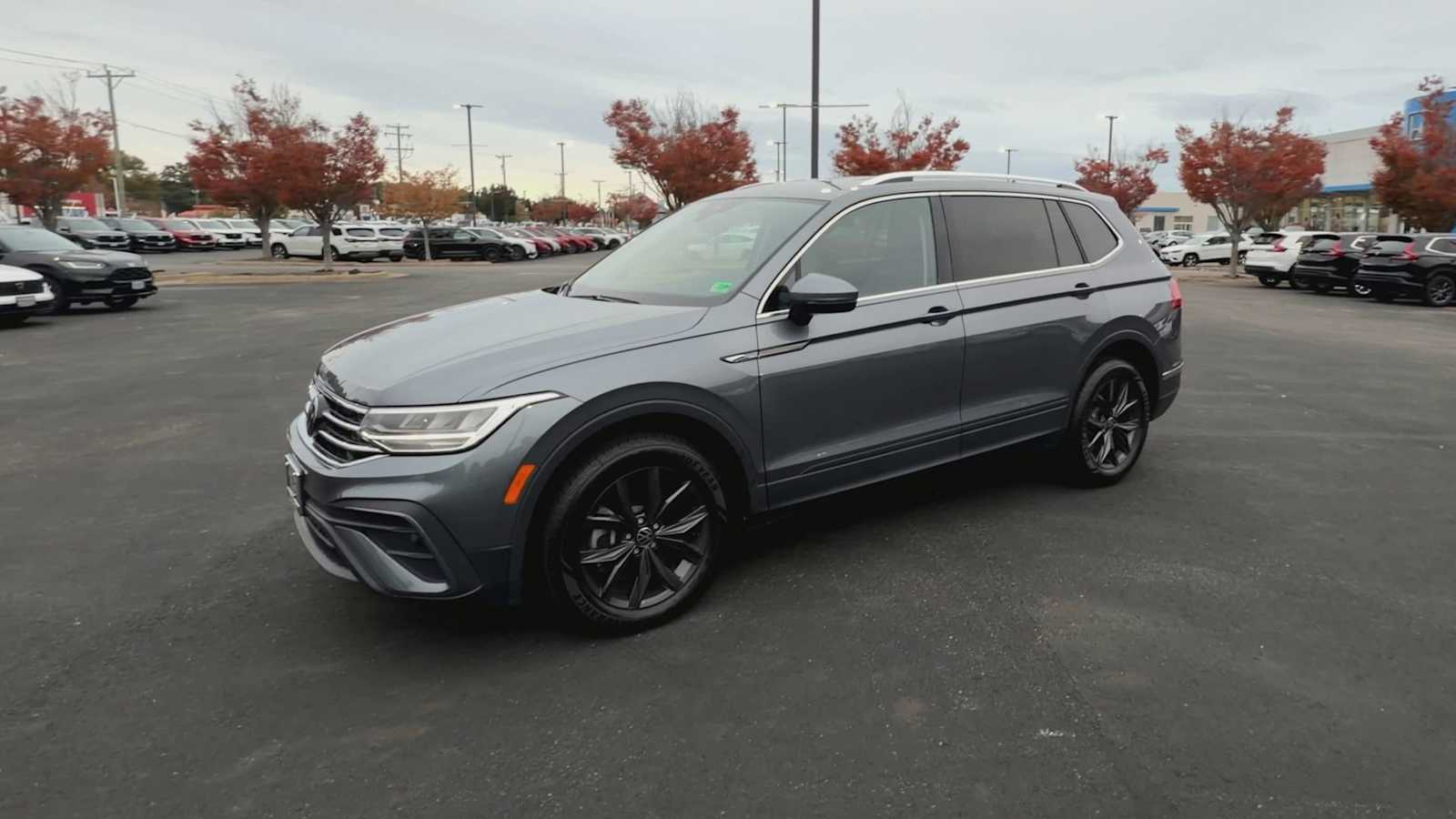 Thumbnail: 2024 Volkswagen Tiguan - 4