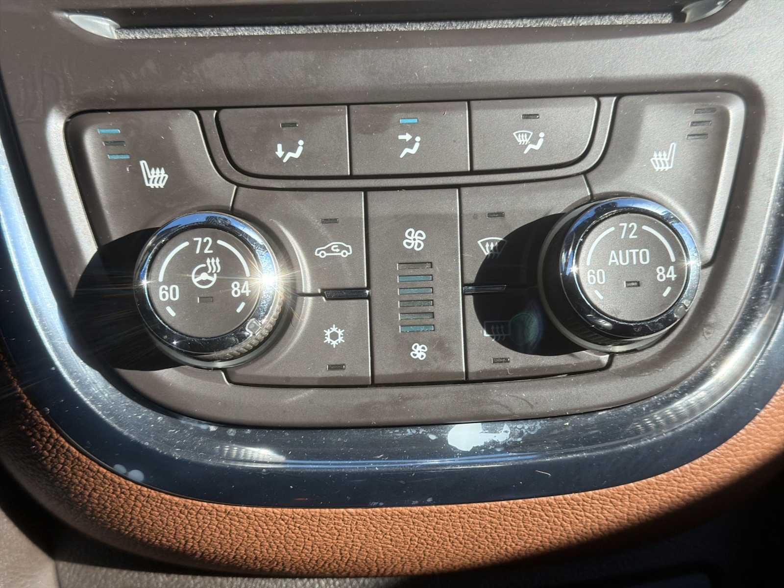 Thumbnail: 2013 Buick Encore - 17