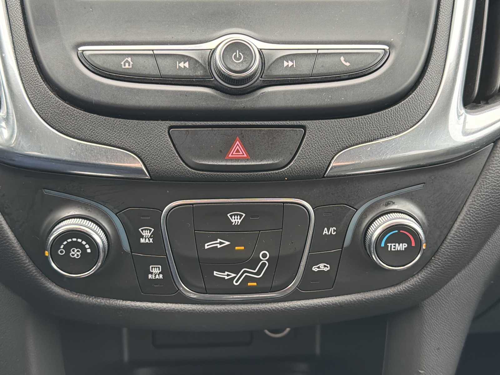 Thumbnail: 2021 Chevrolet Equinox - 16