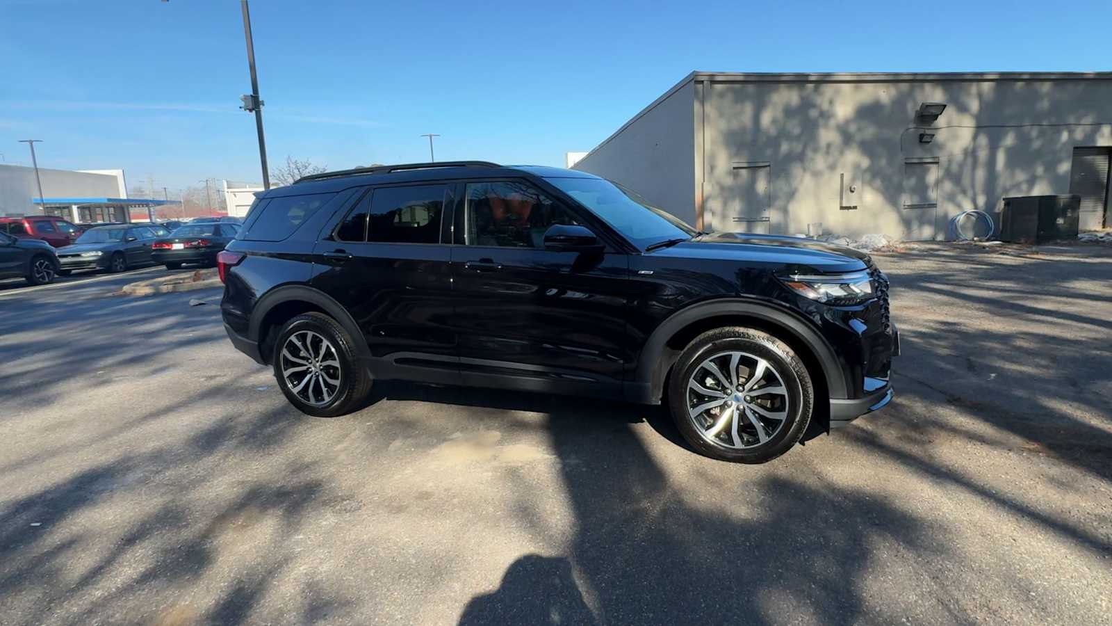 Thumbnail: 2025 Ford Explorer - 2