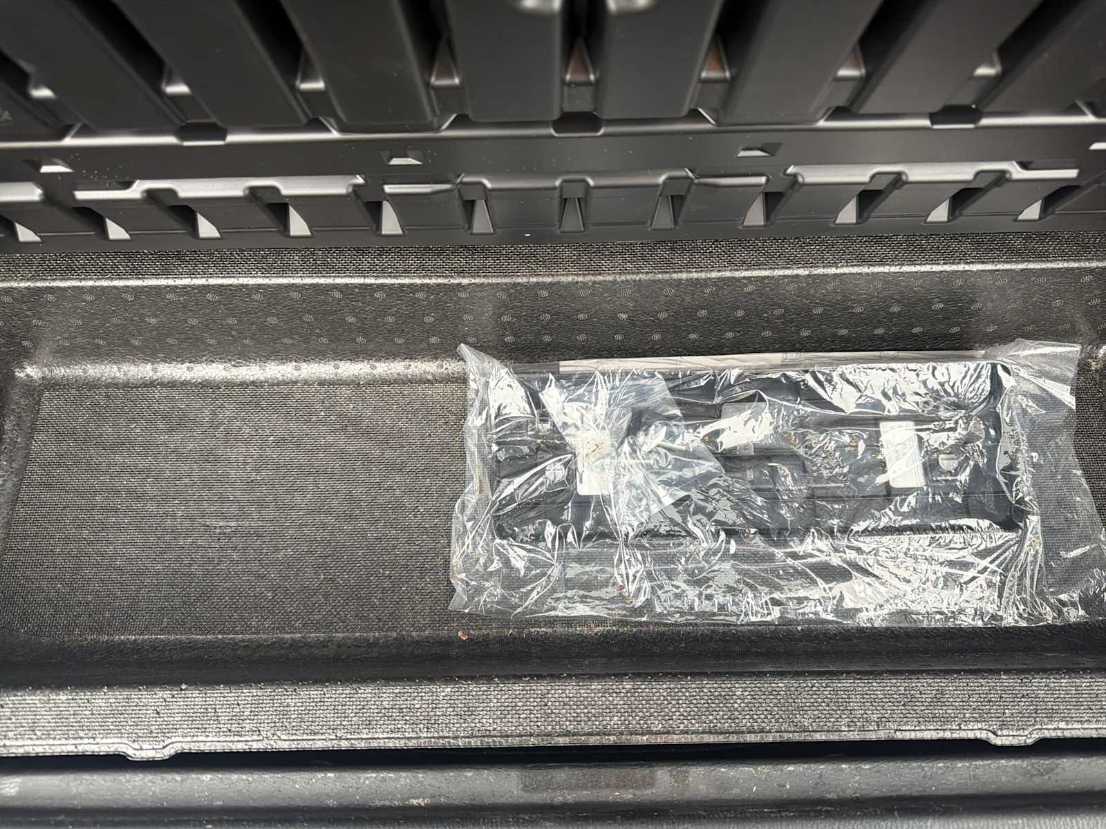 Thumbnail: 2024 Mitsubishi Outlander - 21