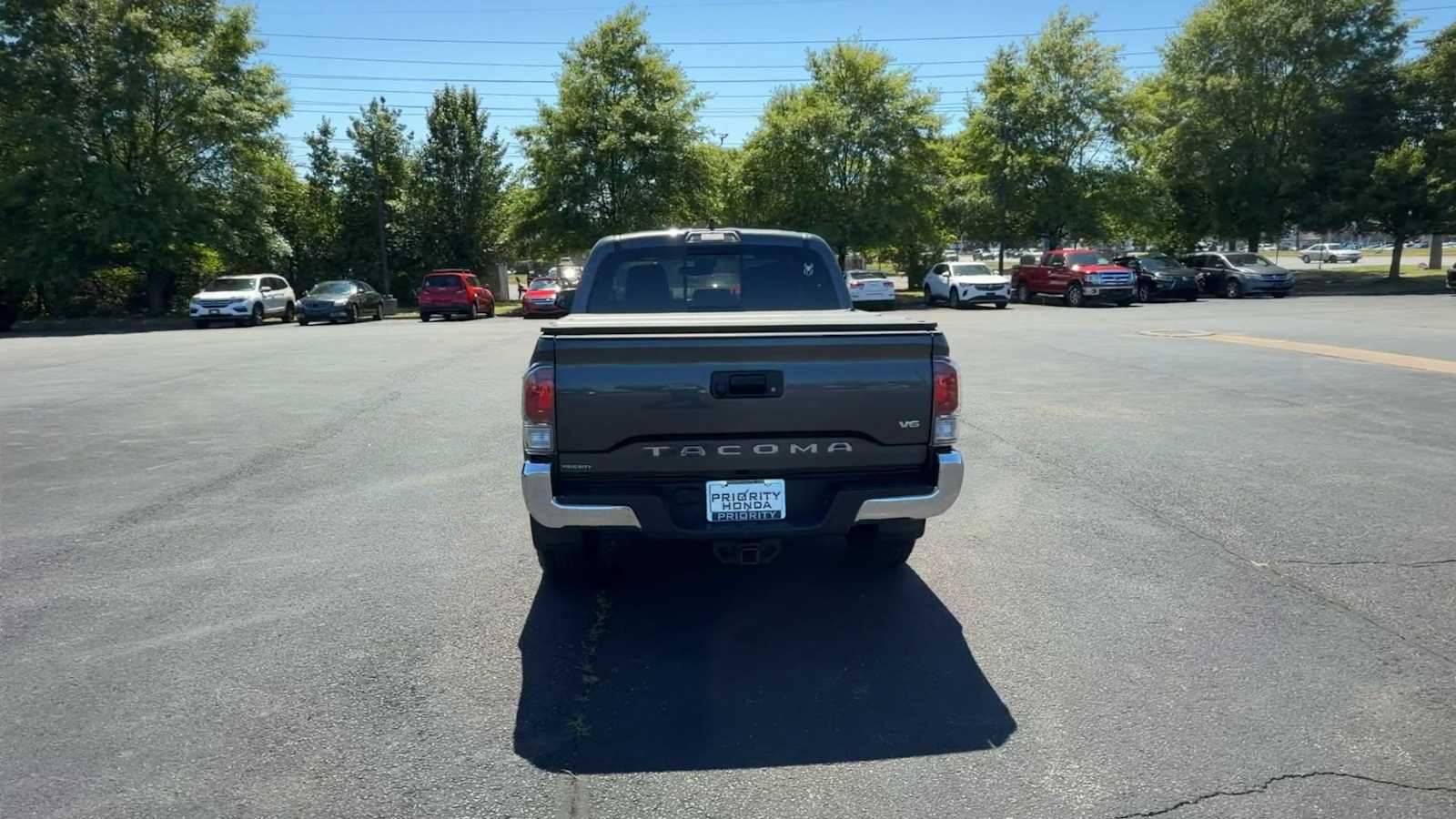 Thumbnail: 2023 Toyota Tacoma - 7