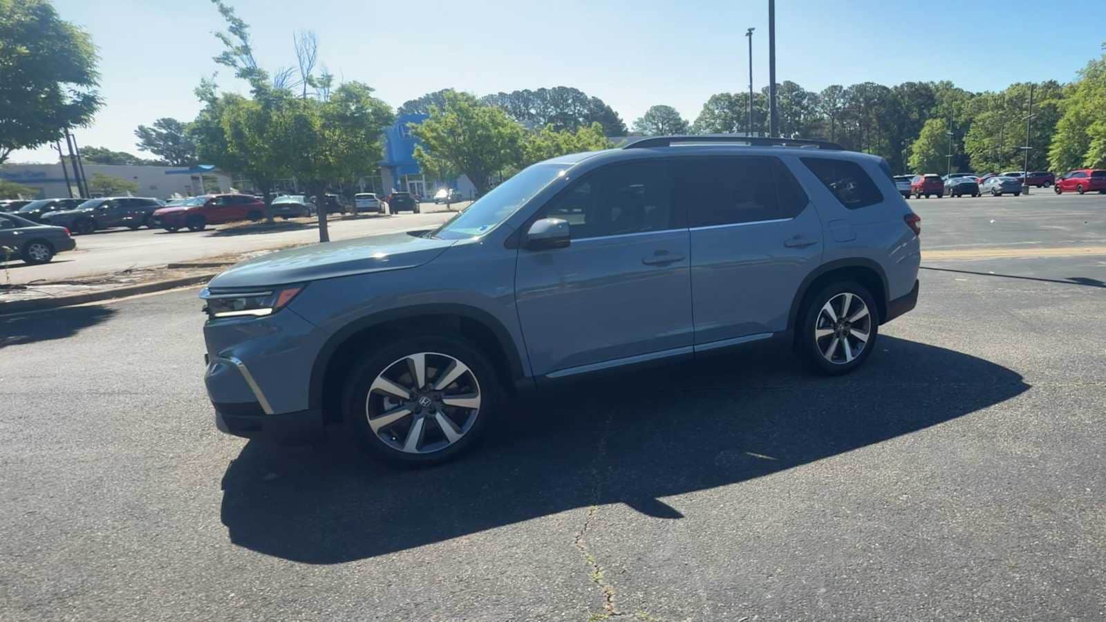 Thumbnail: 2024 Honda Pilot - 4