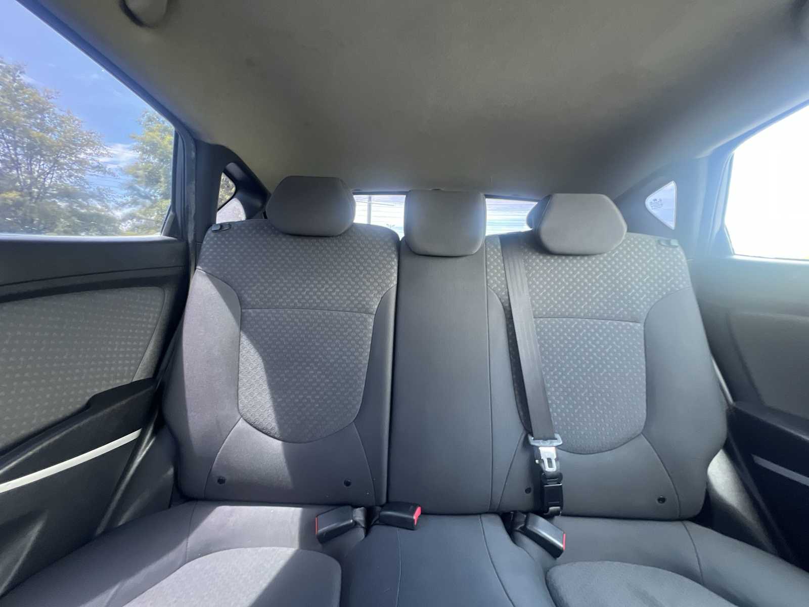 Thumbnail: 2012 Hyundai Accent - 23