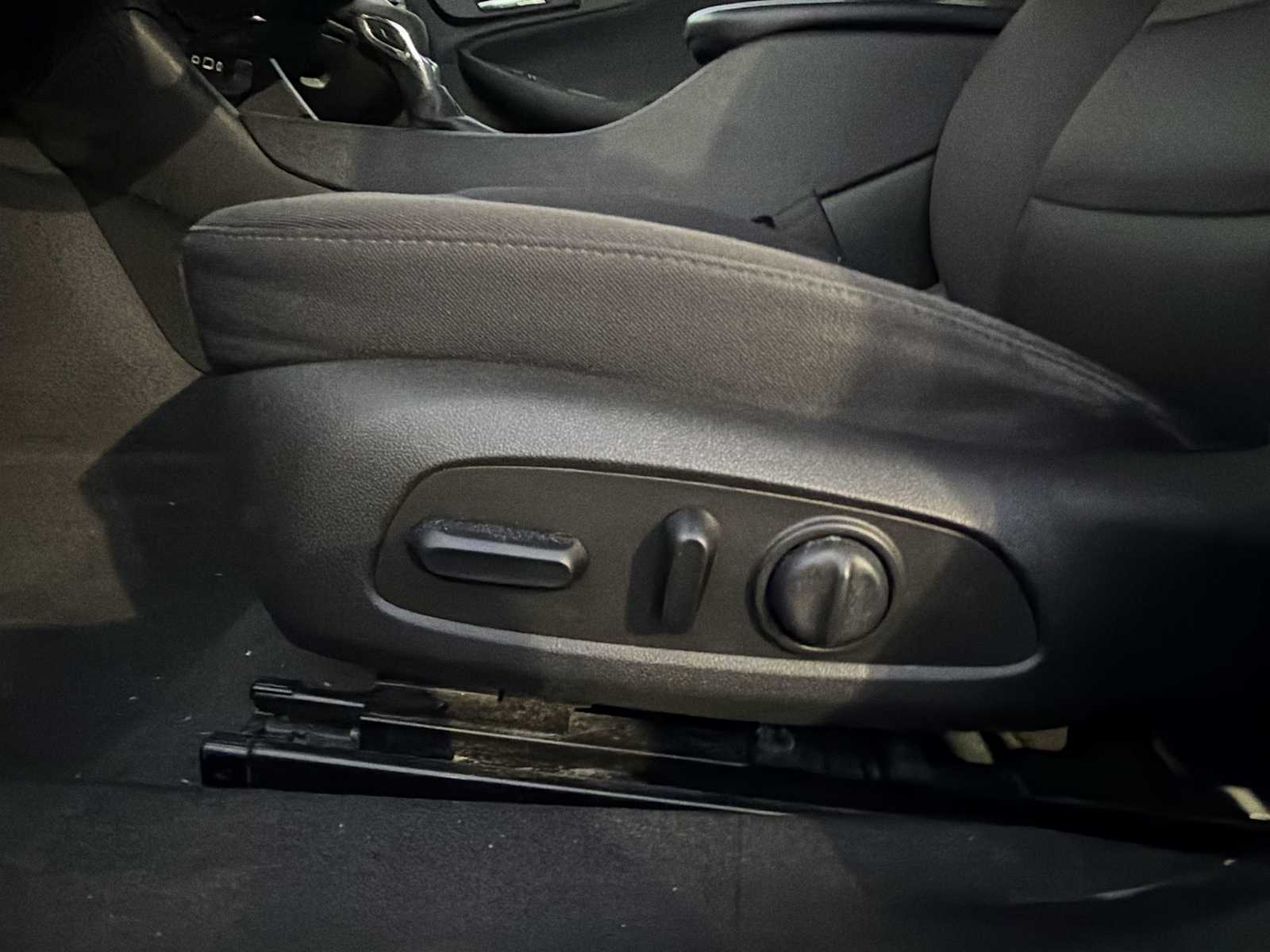 Thumbnail: 2023 Chevrolet Malibu - 14