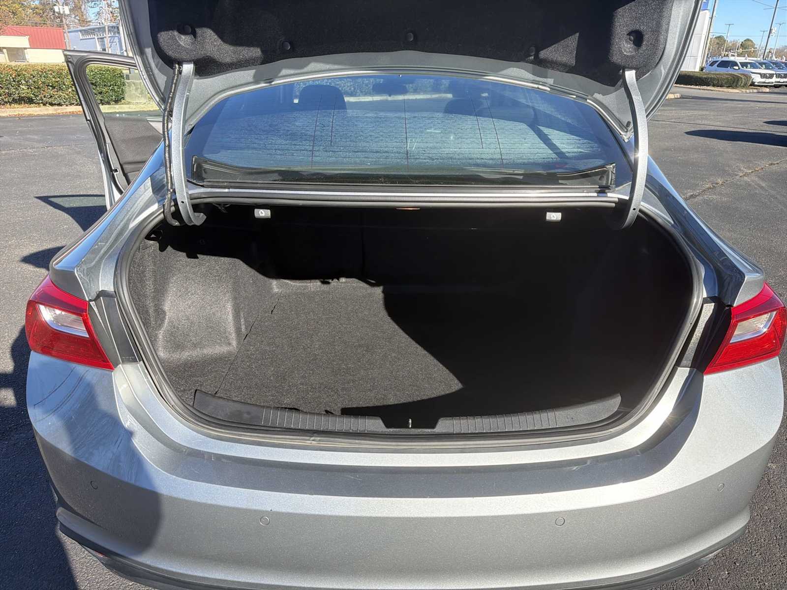 Thumbnail: 2024 Chevrolet Malibu - 19