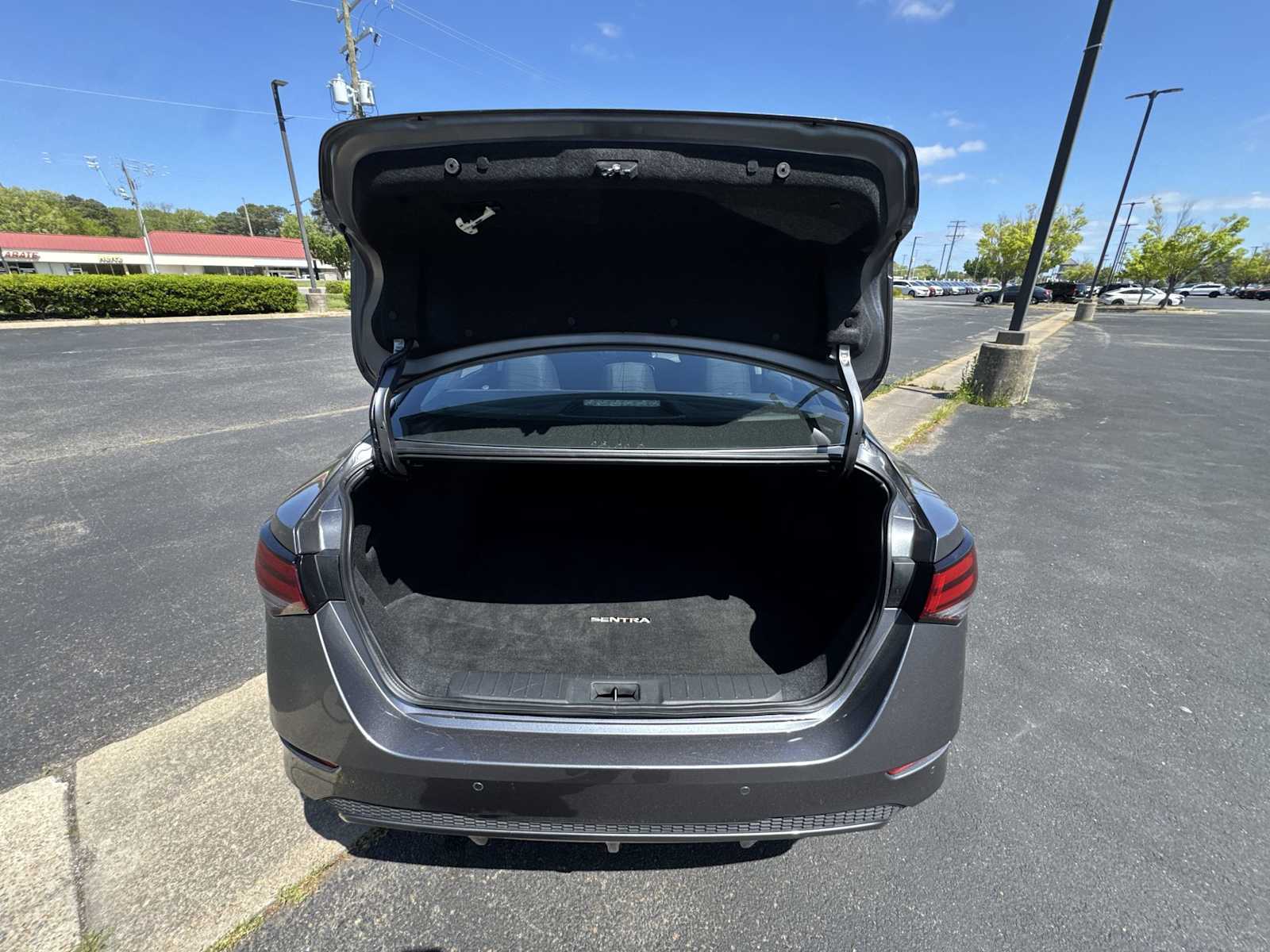 Thumbnail: 2025 Nissan Sentra - 19