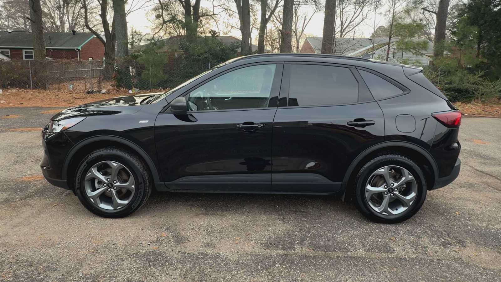 Thumbnail: 2025 Ford Escape - 5