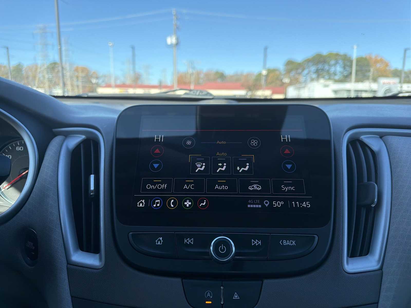 Thumbnail: 2024 Chevrolet Malibu - 16