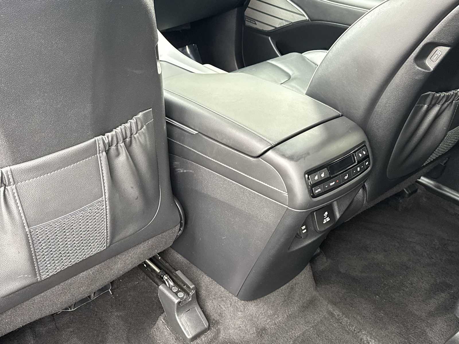 Thumbnail: 2024 Hyundai Palisade - 23