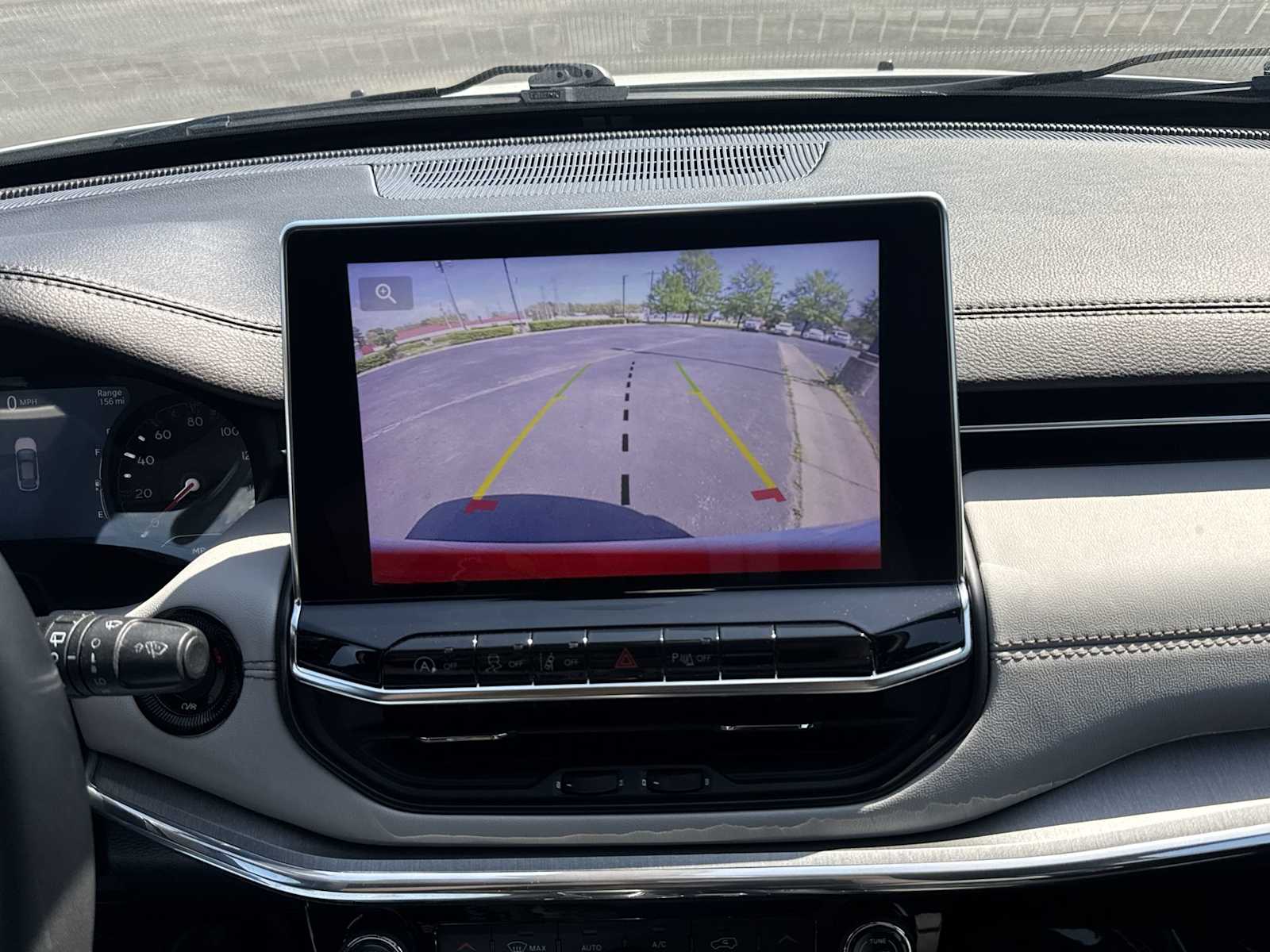 Thumbnail: 2024 Jeep Compass - 22