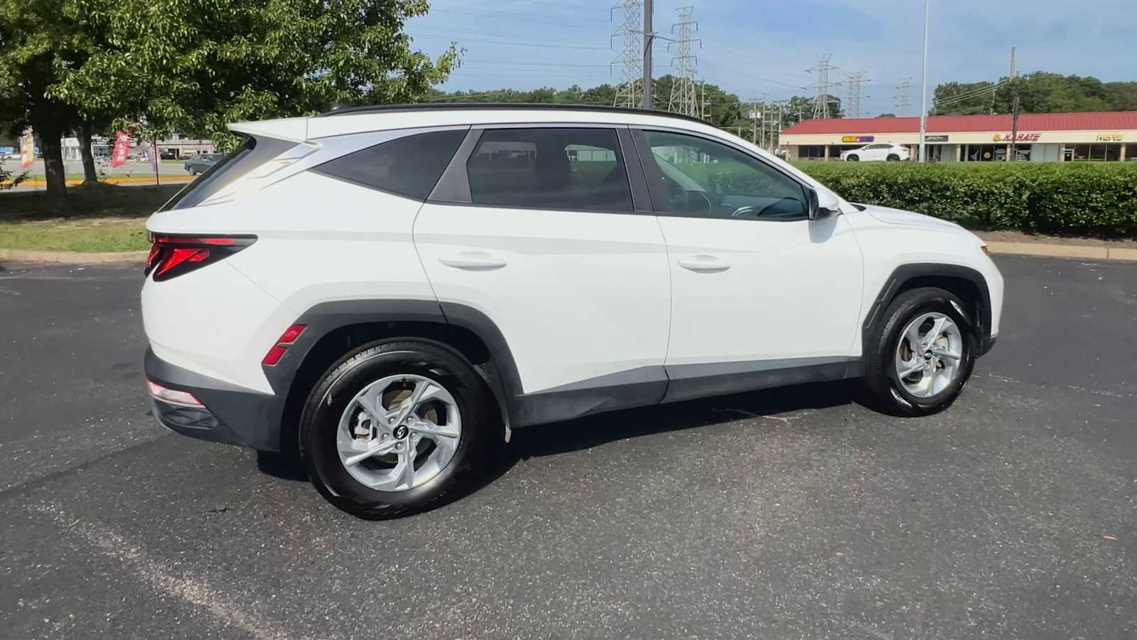 Thumbnail: 2024 Hyundai Tucson - 9