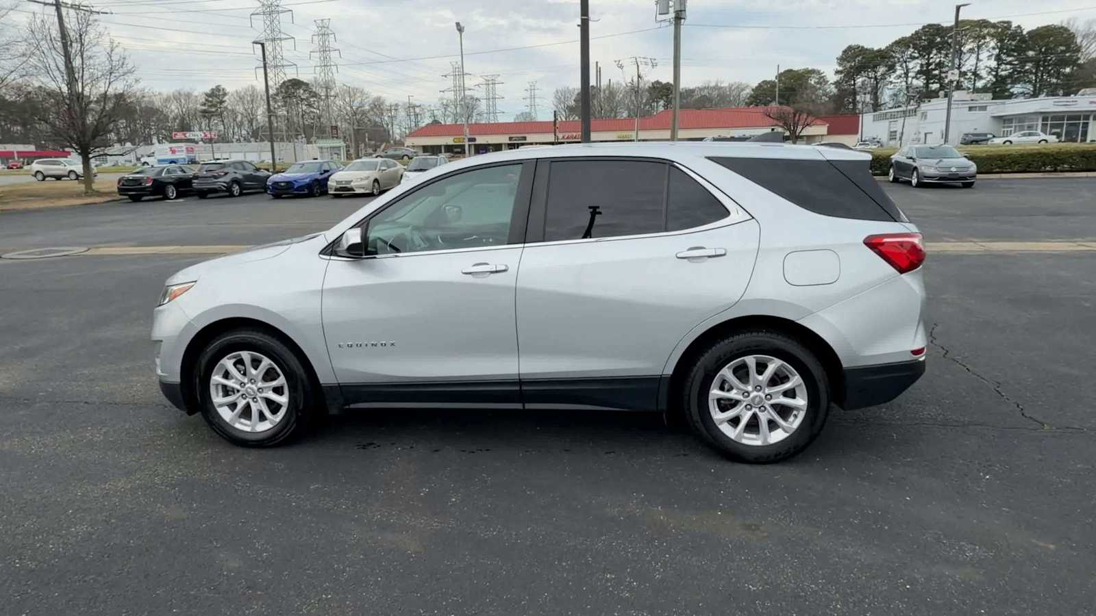 Thumbnail: 2021 Chevrolet Equinox - 5