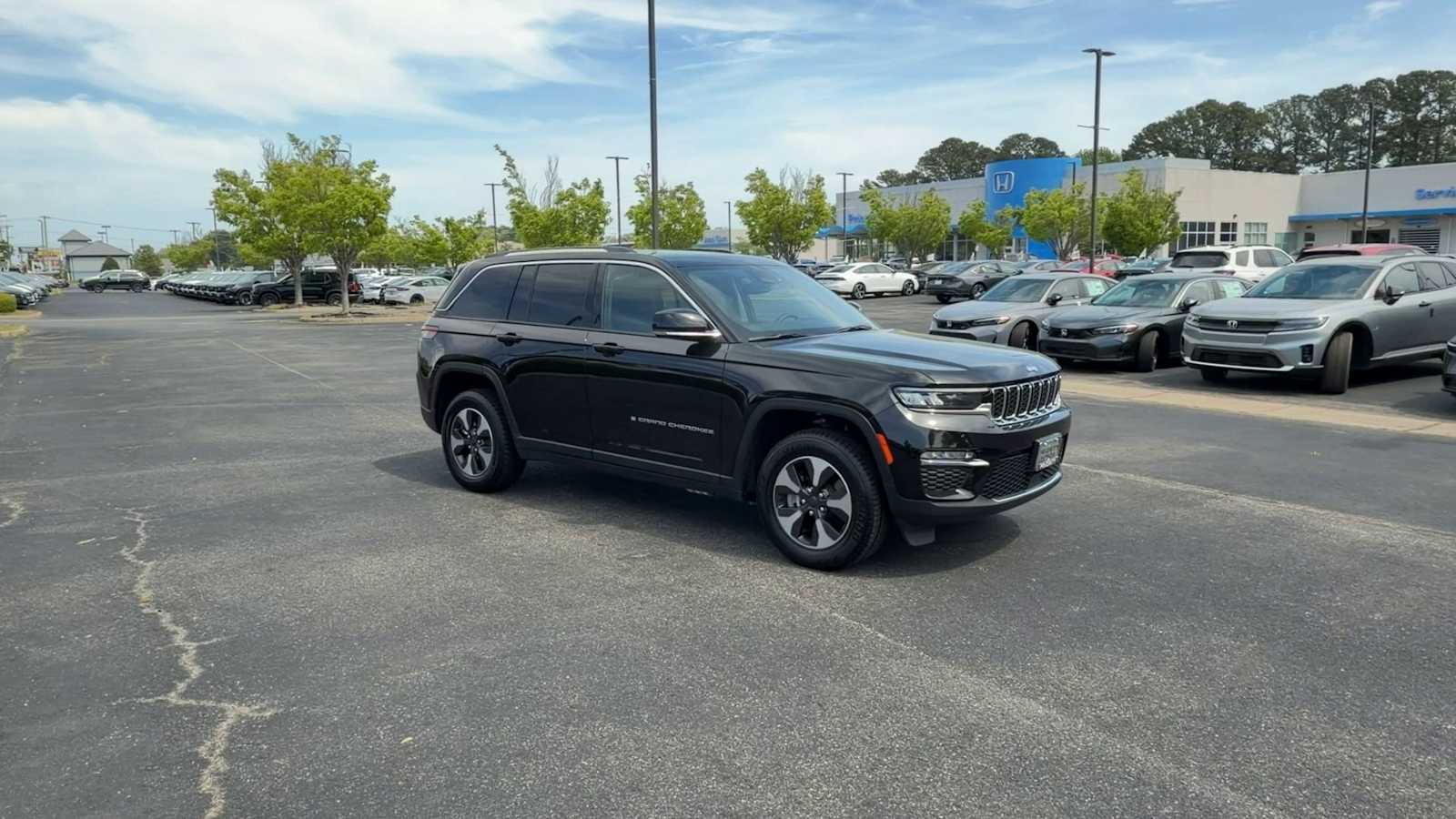 Thumbnail: 2024 Jeep Grand Cherokee - 2