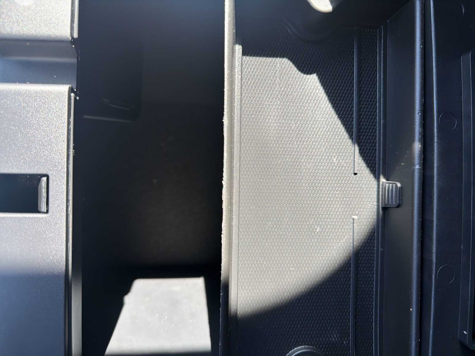 Thumbnail: 2023 Ford Explorer - 22