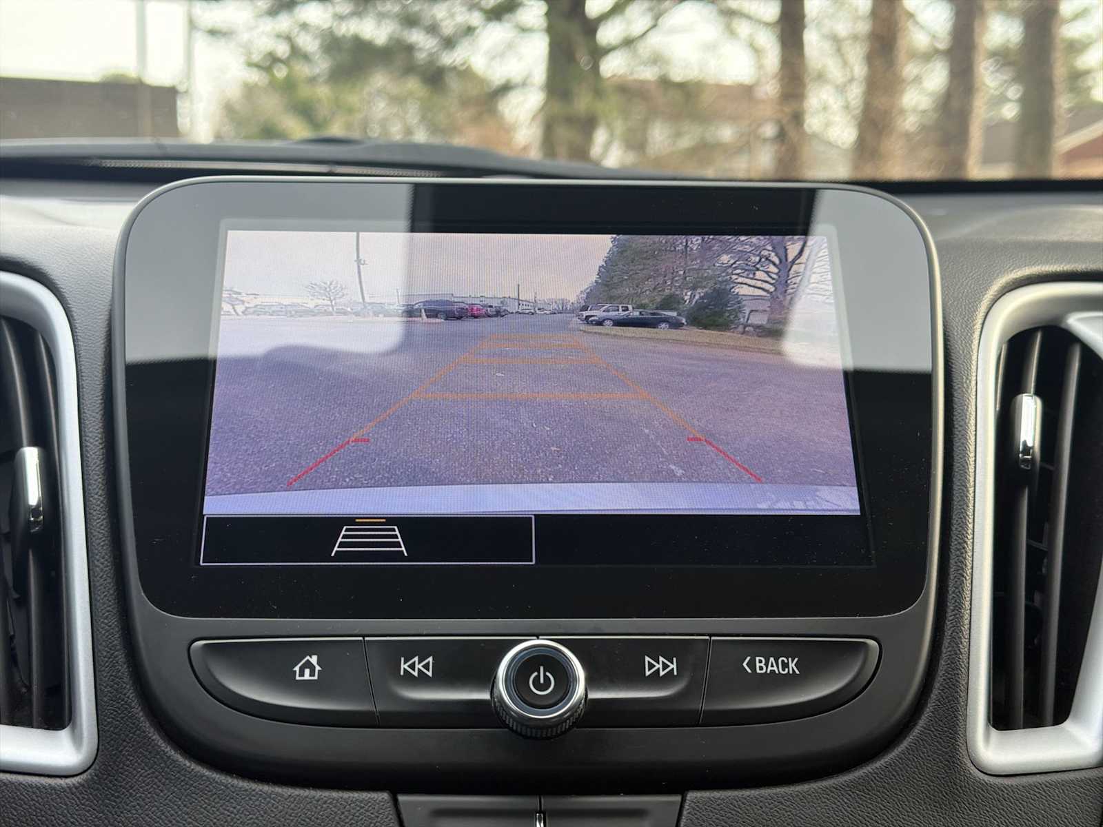 Thumbnail: 2024 Chevrolet Malibu - 23