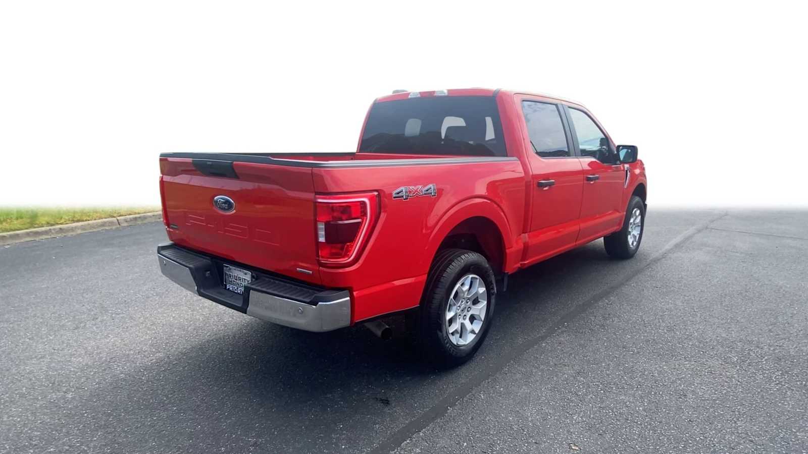2023 Ford F-150 XLT 8