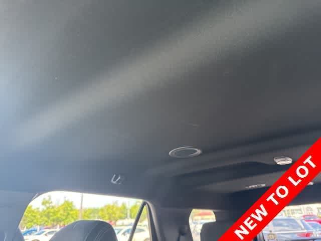 Thumbnail: 2016 Ford Explorer - 5