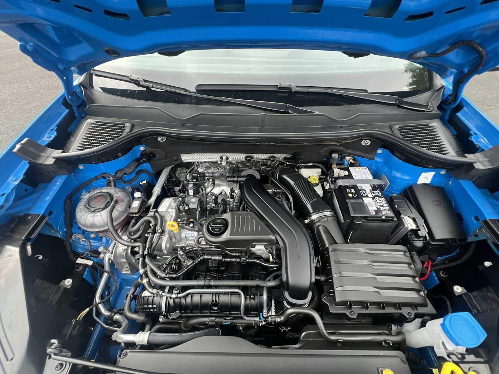 Thumbnail: 2024 Volkswagen Taos - 17