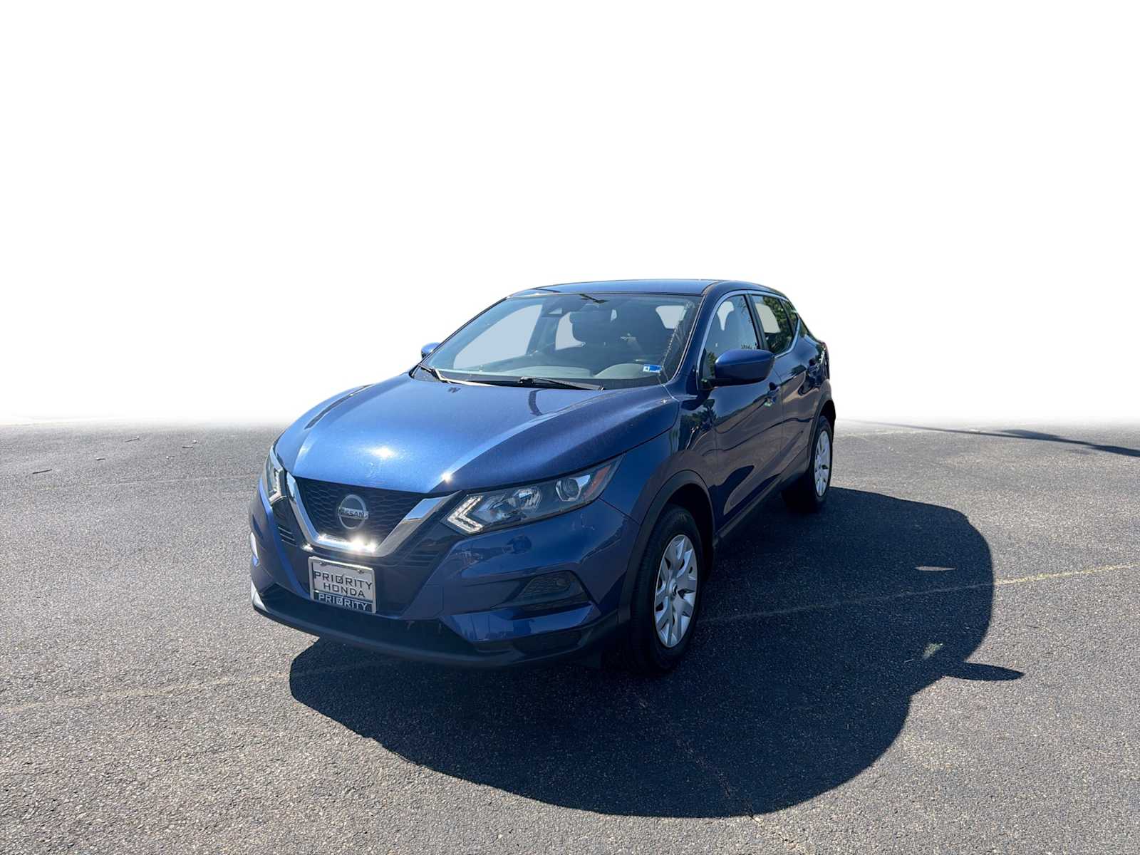 Thumbnail: 2020 Nissan Rogue Sport - 1