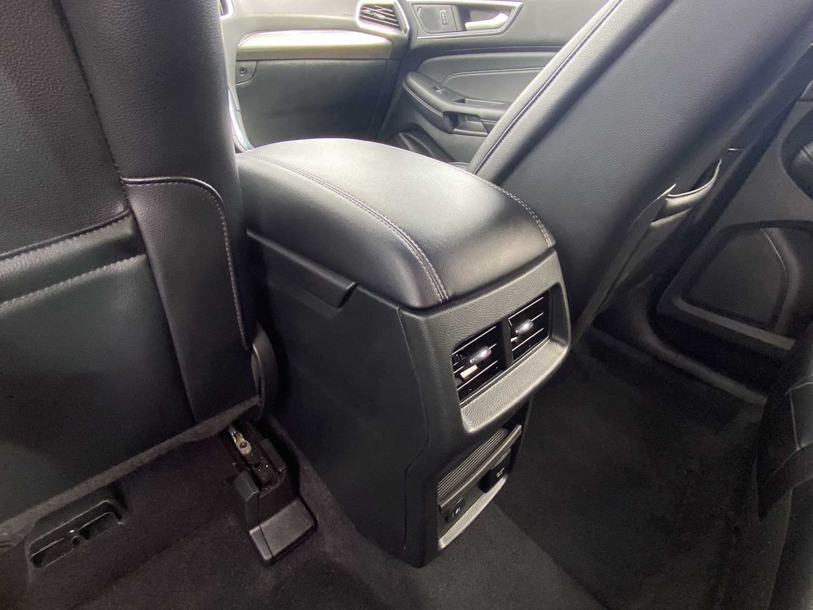 Thumbnail: 2024 Ford Edge - 21