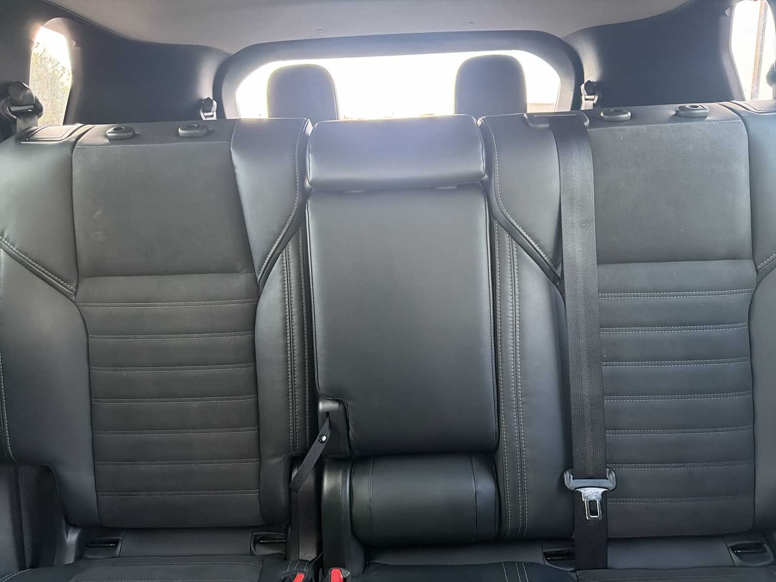 Thumbnail: 2023 Mitsubishi Outlander - 25