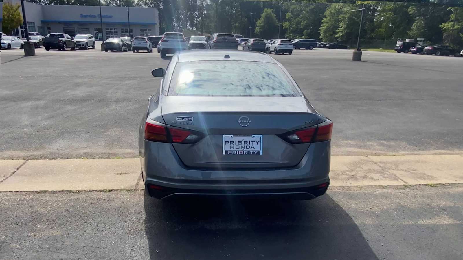 Thumbnail: 2023 Nissan Altima - 7