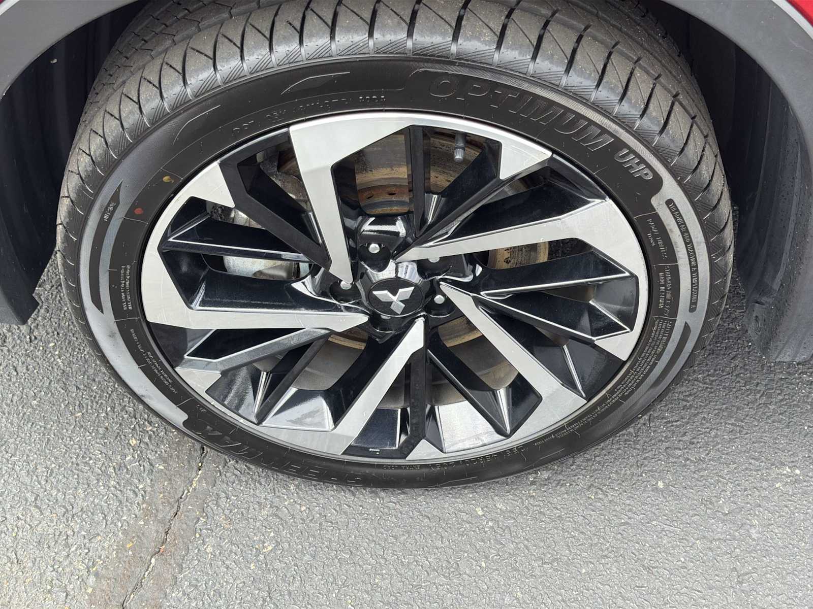 Thumbnail: 2024 Mitsubishi Outlander - 18