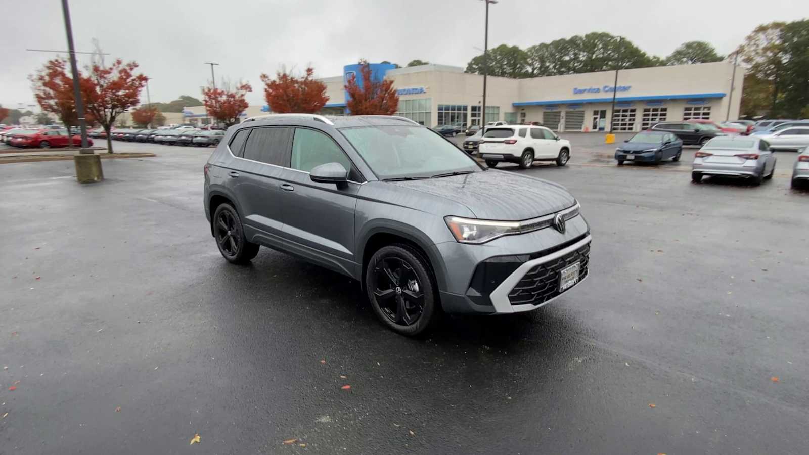 Thumbnail: 2025 Volkswagen Taos - 2