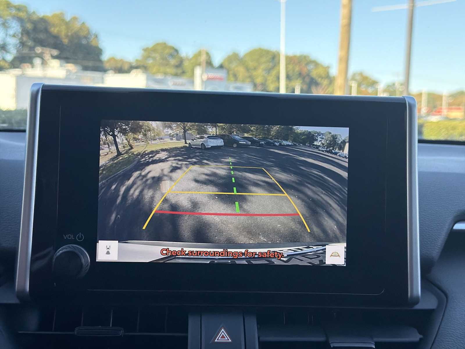 Thumbnail: 2023 Toyota RAV4 - 23