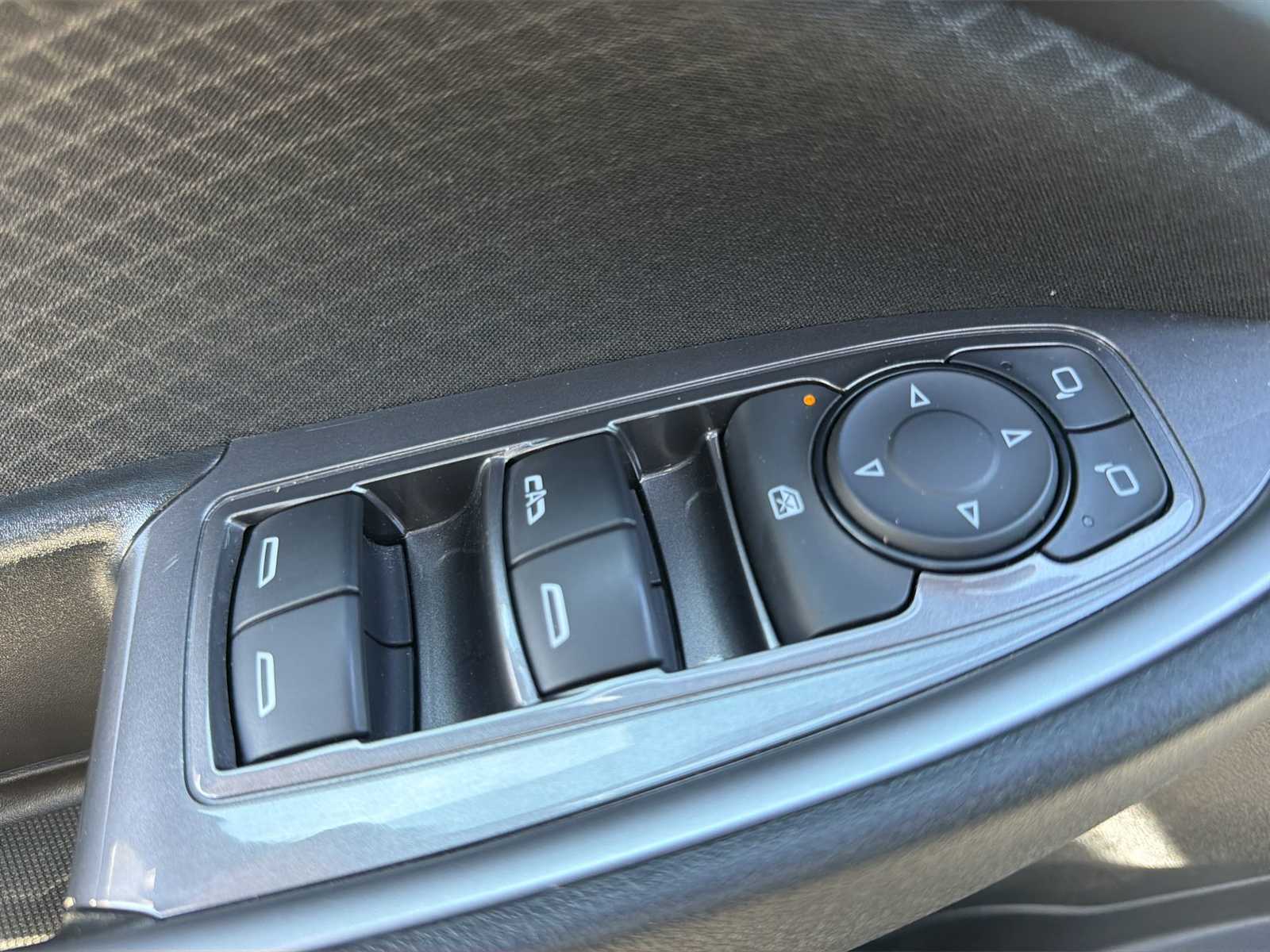 Thumbnail: 2024 Chevrolet Malibu - 15