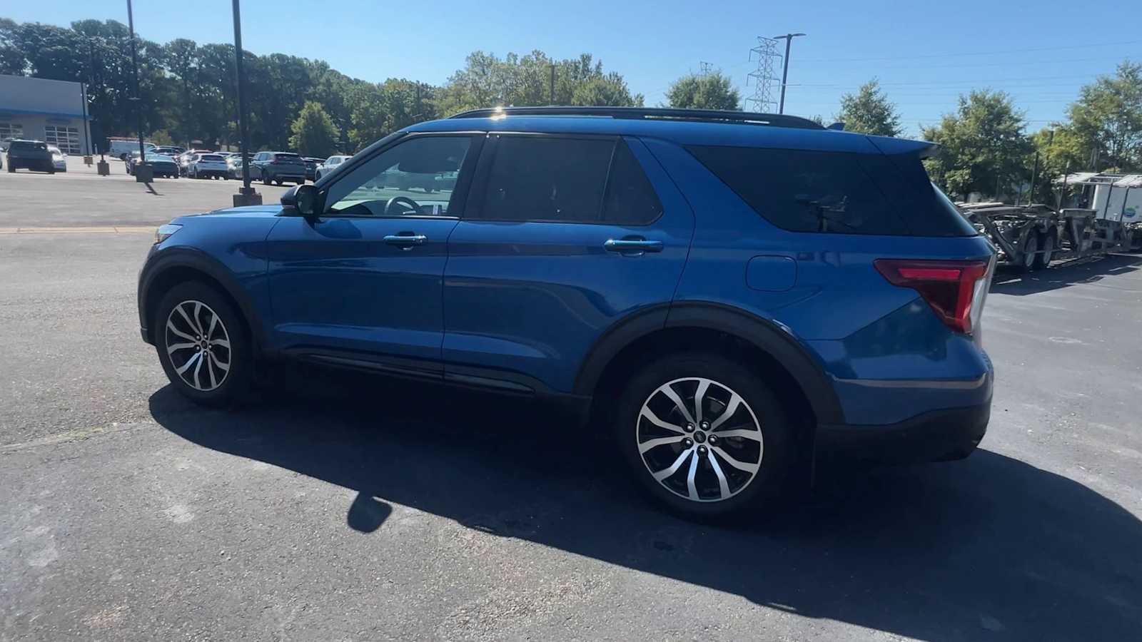 Thumbnail: 2020 Ford Explorer - 6