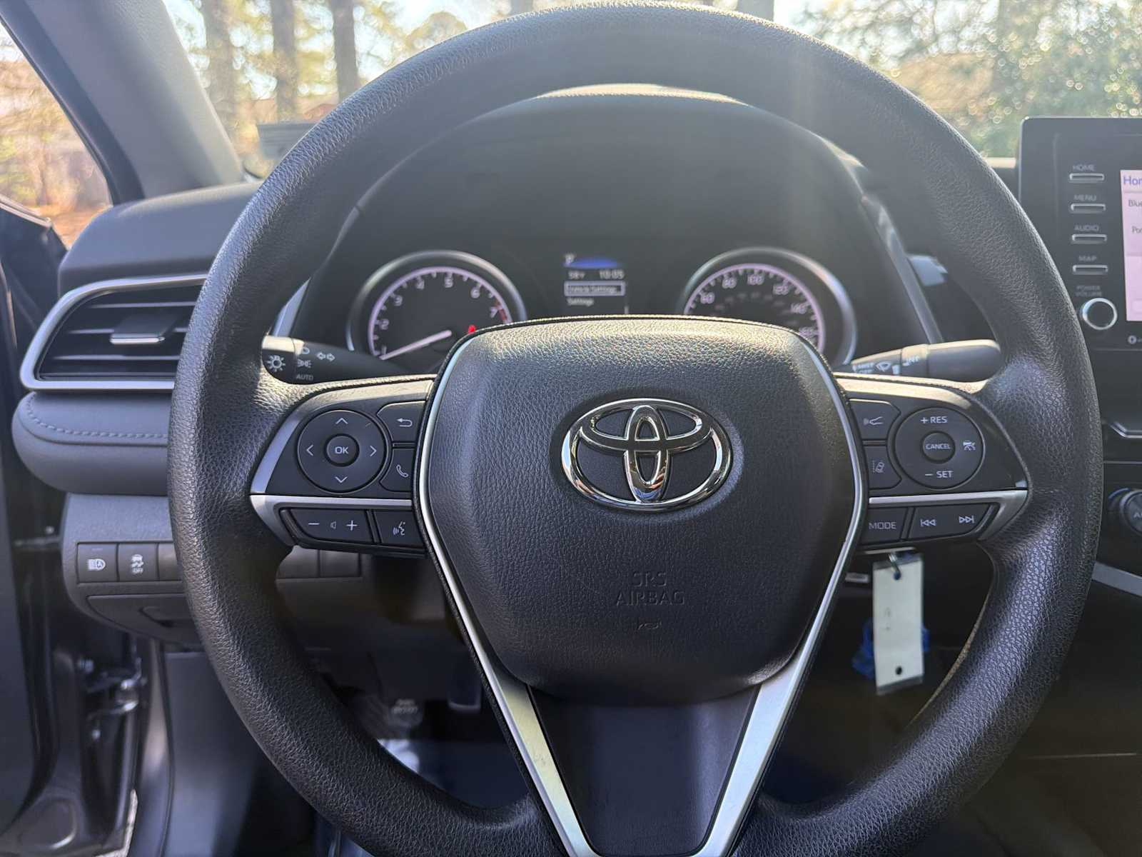 Thumbnail: 2023 Toyota Camry - 11