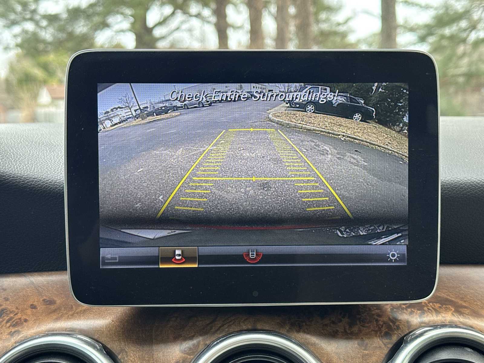 Thumbnail: 2018 Mercedes-Benz GLA - 23