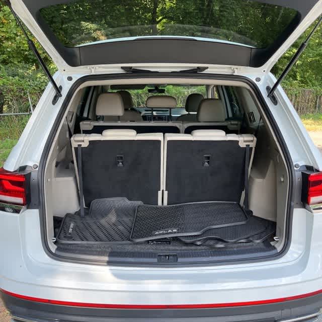 Thumbnail: 2022 Volkswagen Atlas - 3