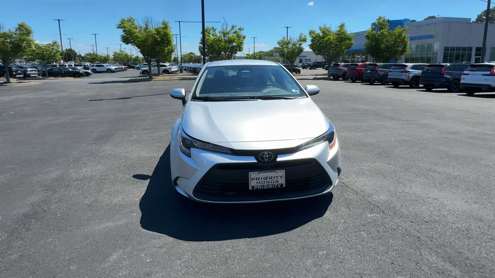 Thumbnail: 2023 Toyota Corolla - 3