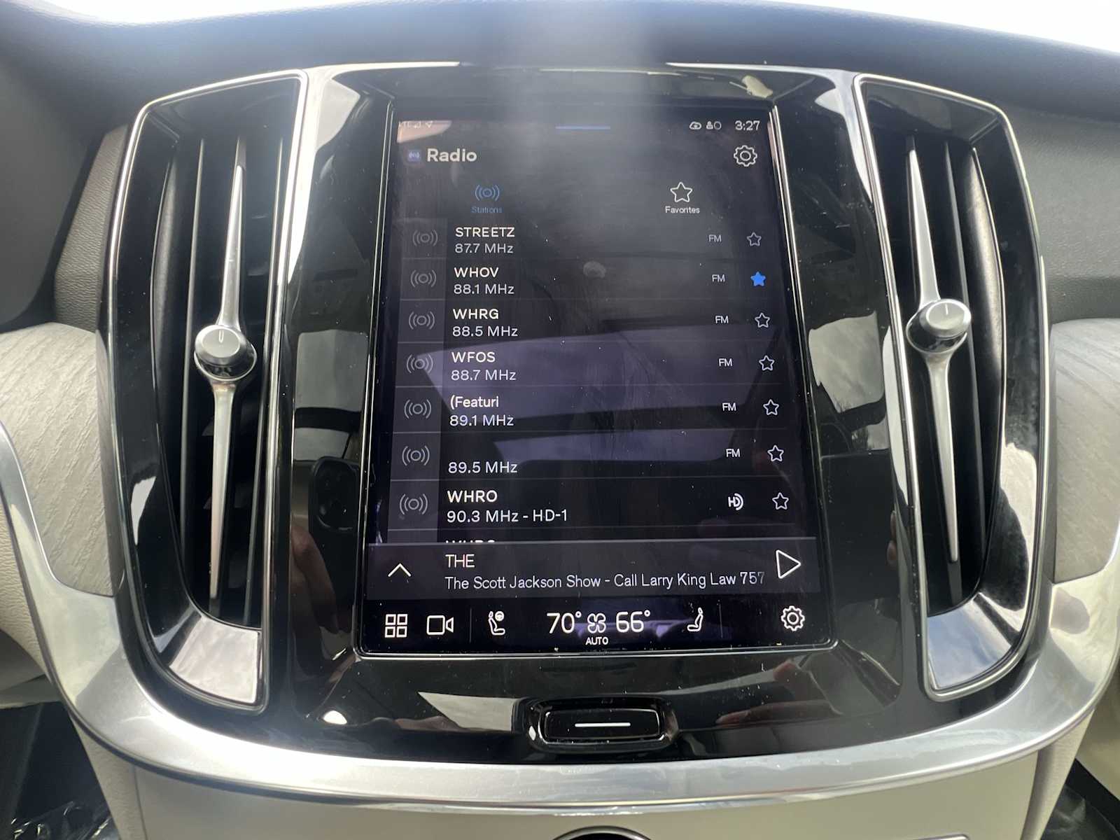 Thumbnail: 2024 Volvo S60 - 12