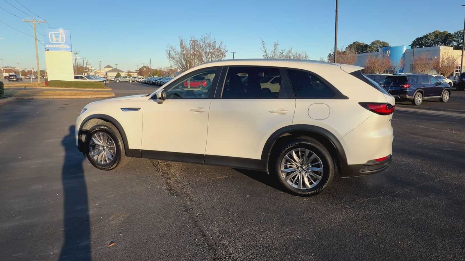 Thumbnail: 2025 Mazda CX-90 - 6