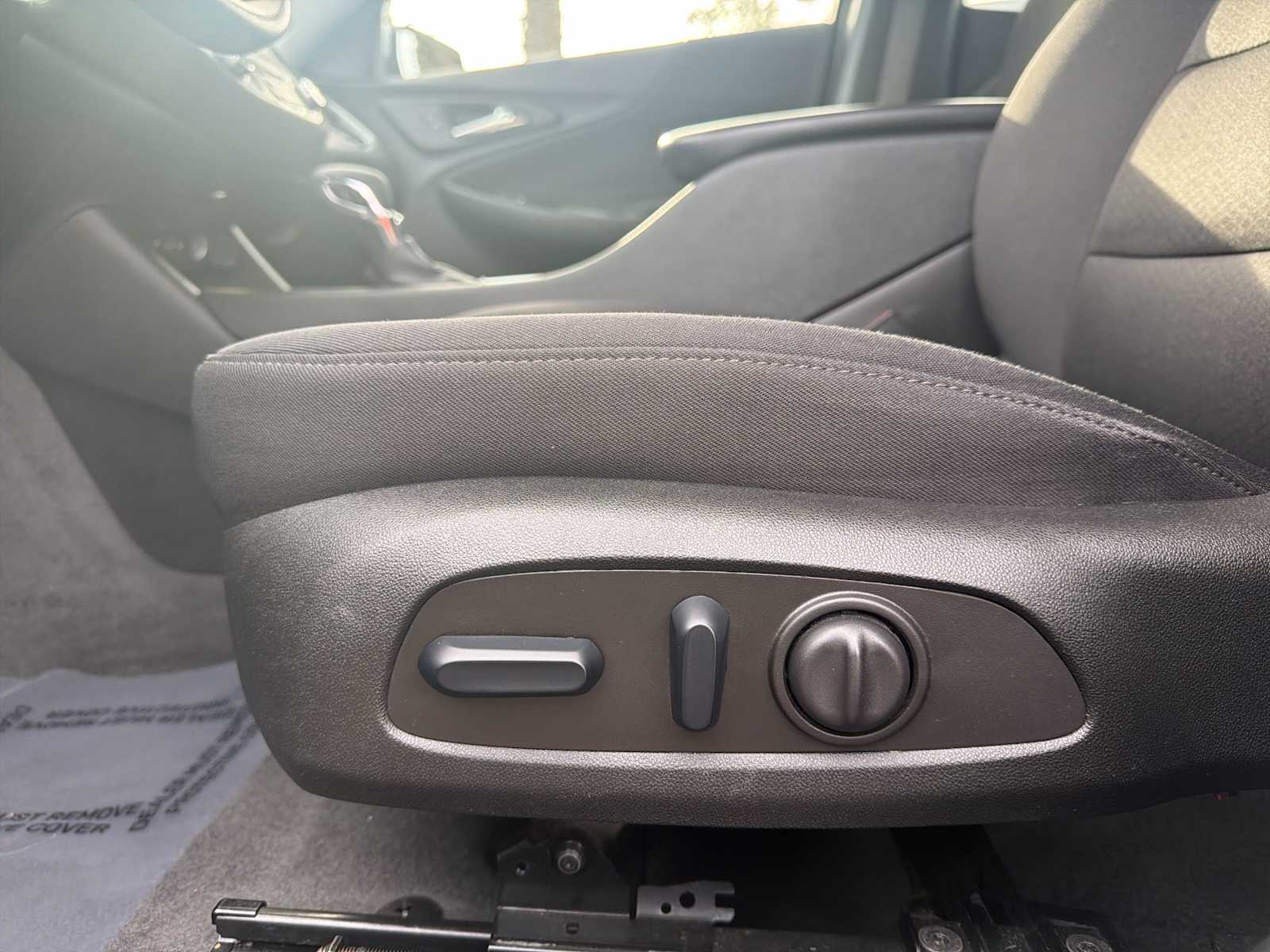 Thumbnail: 2024 Chevrolet Malibu - 14