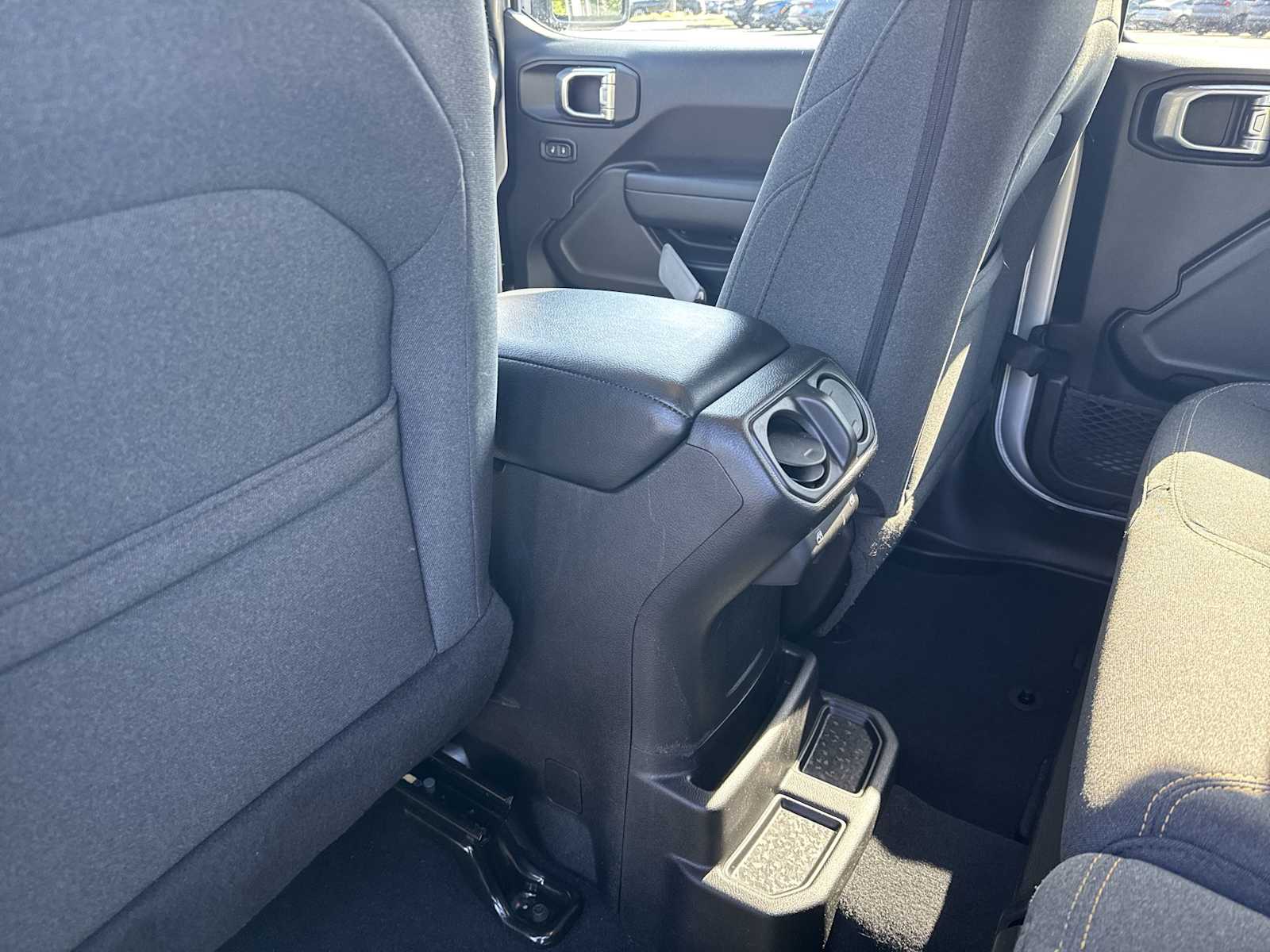 Thumbnail: 2024 Jeep Wrangler - 21