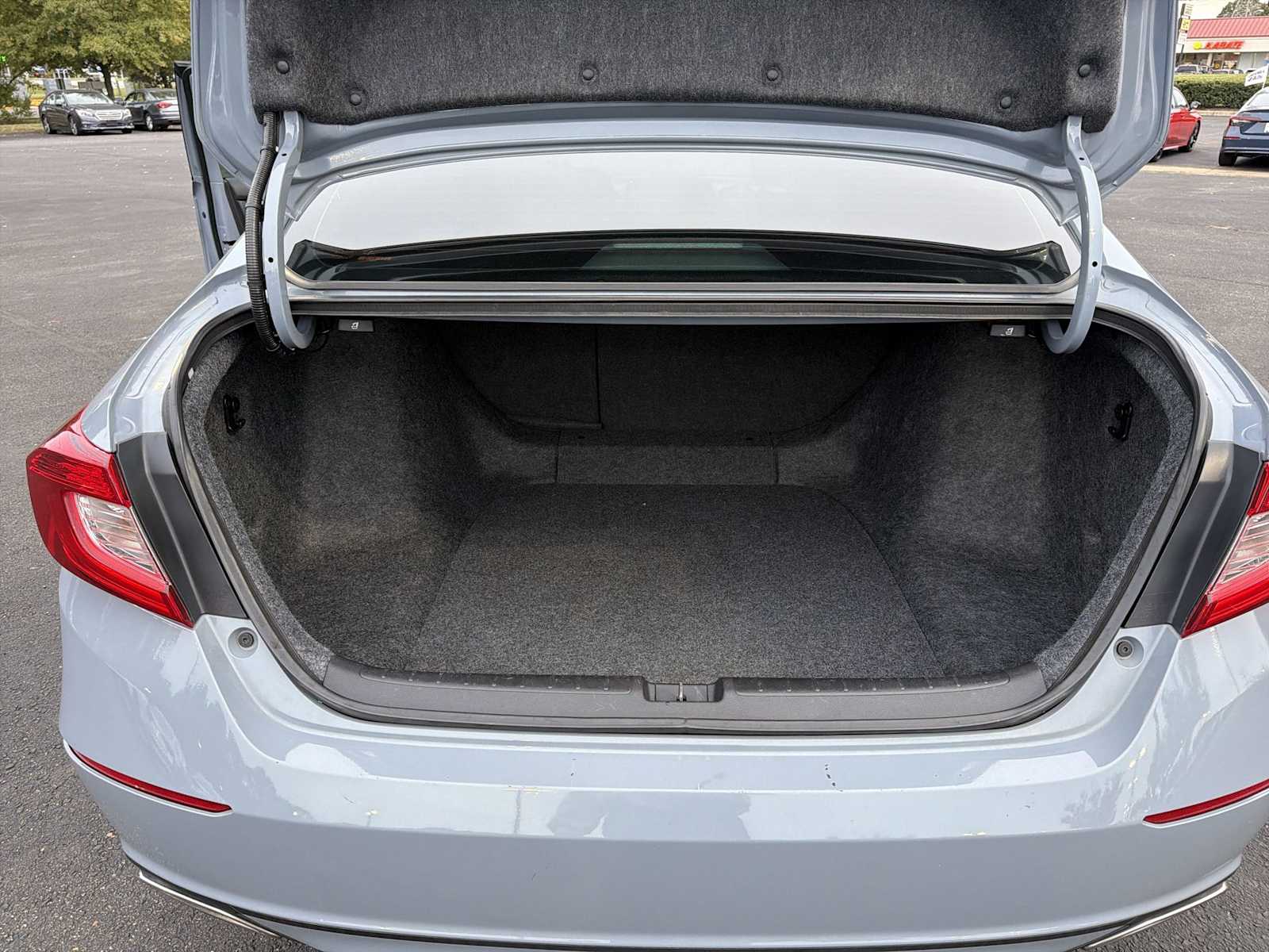 Thumbnail: 2022 Honda Accord - 19