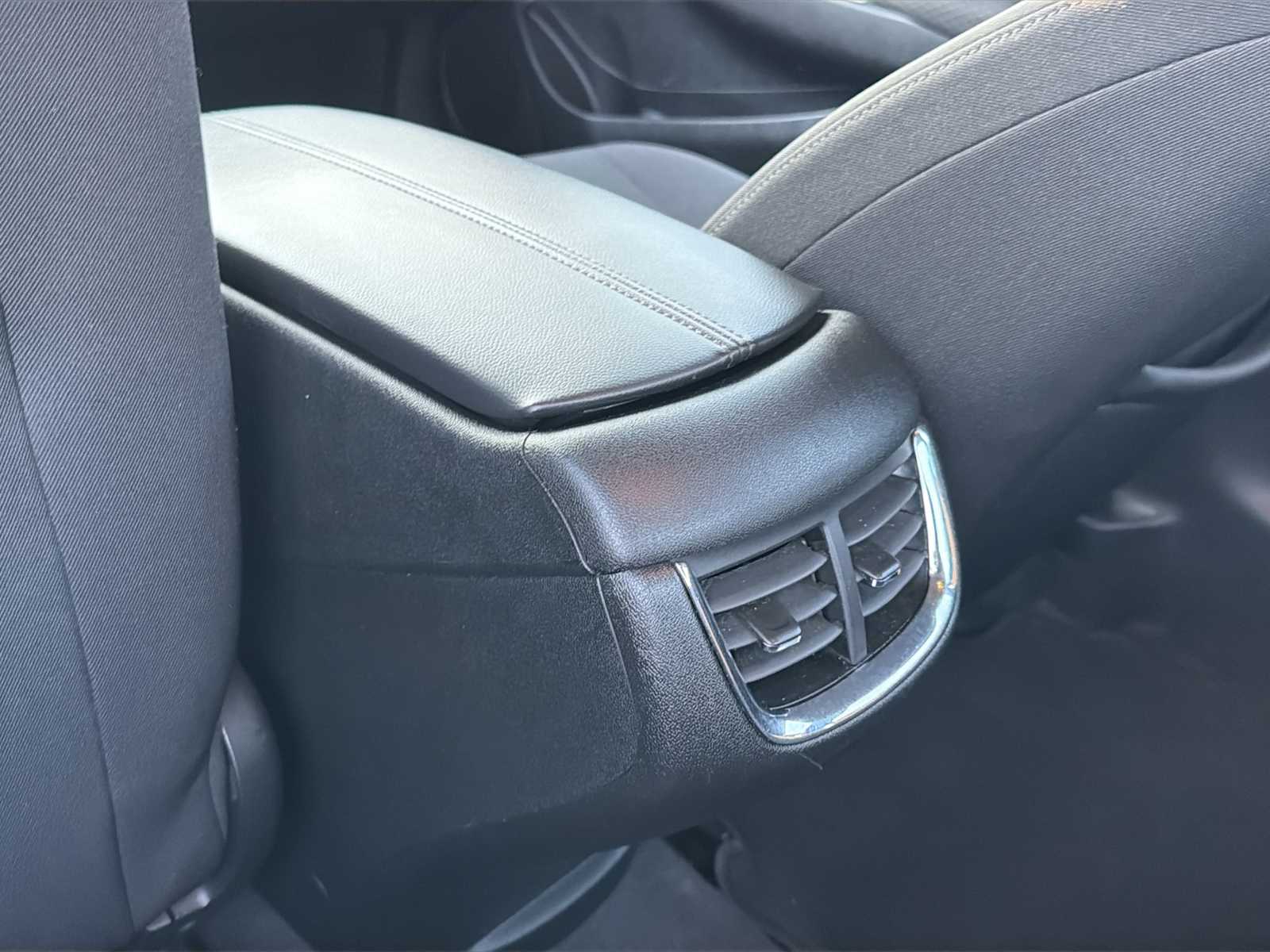 Thumbnail: 2024 Chevrolet Malibu - 21