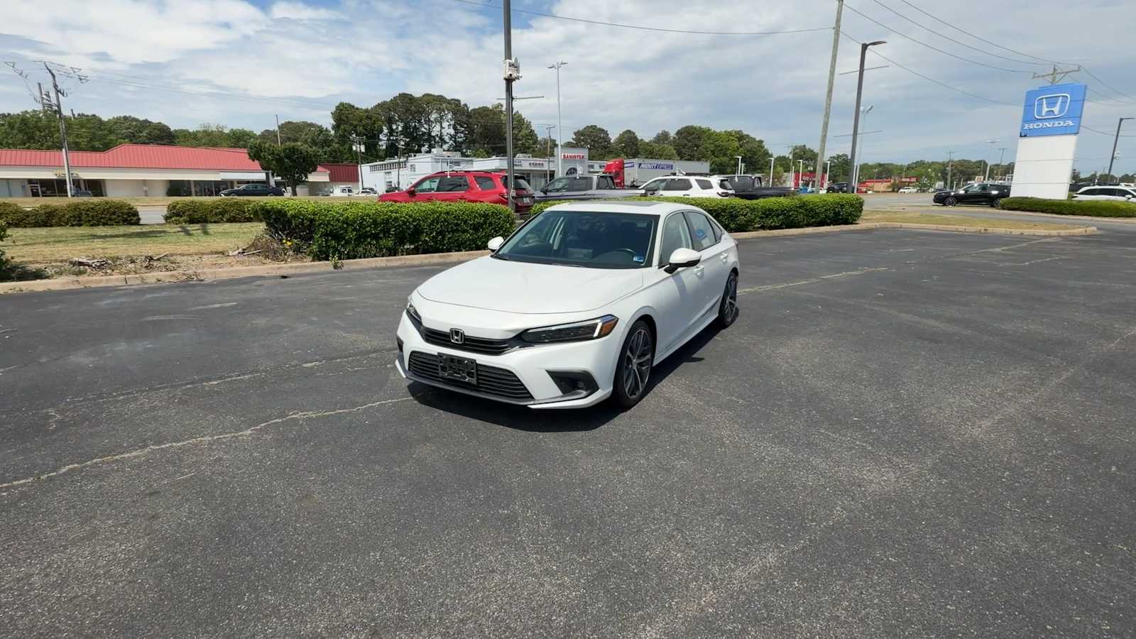 Thumbnail: 2022 Honda Civic - 3