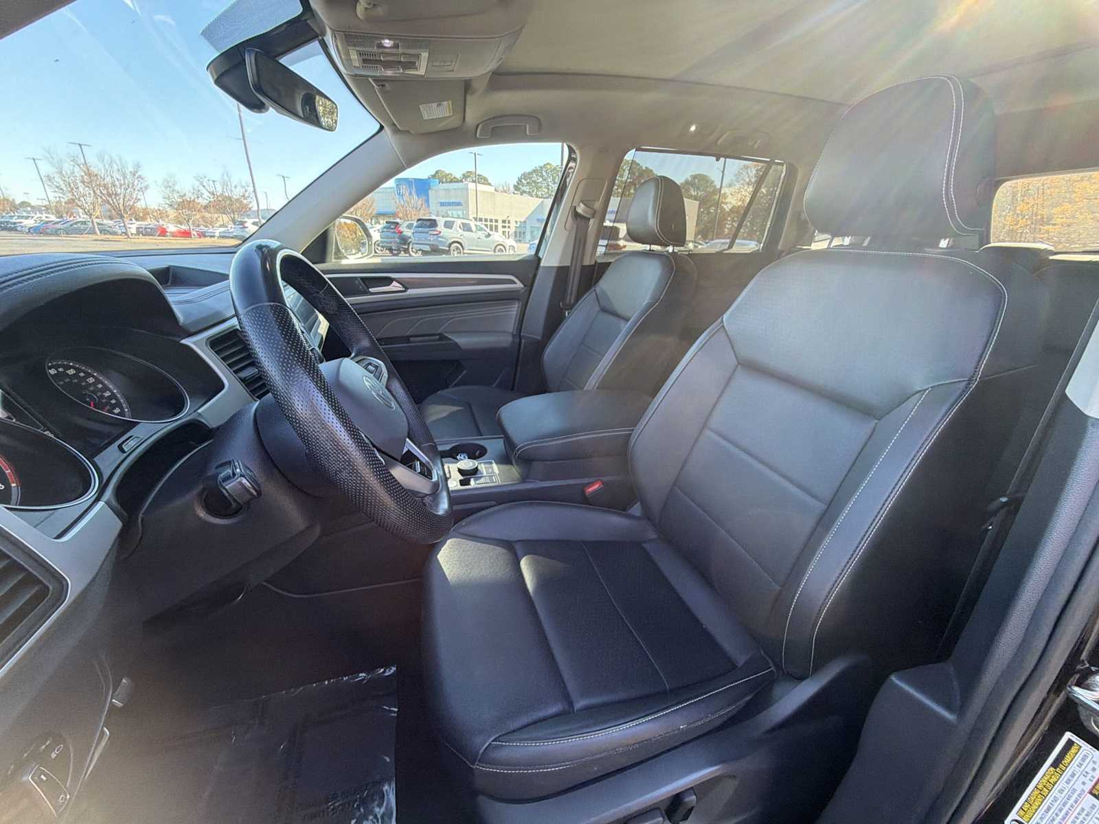 Thumbnail: 2021 Volkswagen Atlas - 13