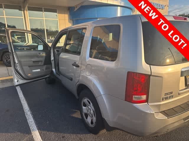 Thumbnail: 2015 Honda Pilot - 9