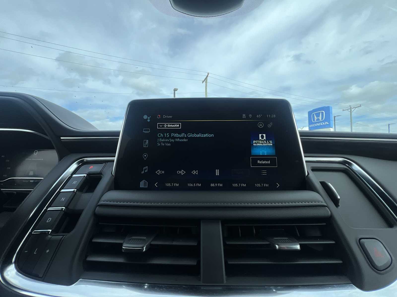 Thumbnail: 2024 Chevrolet Tahoe - 12