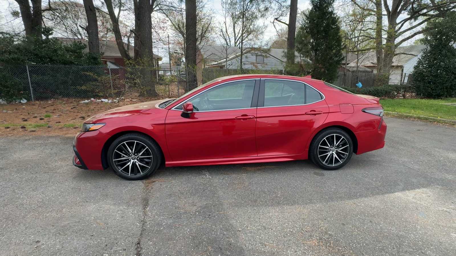 Thumbnail: 2022 Toyota Camry - 5