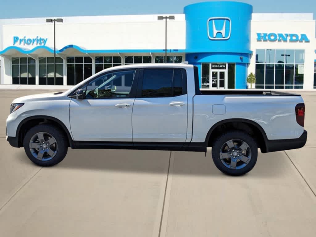 Thumbnail: 2025 Honda Ridgeline - 2